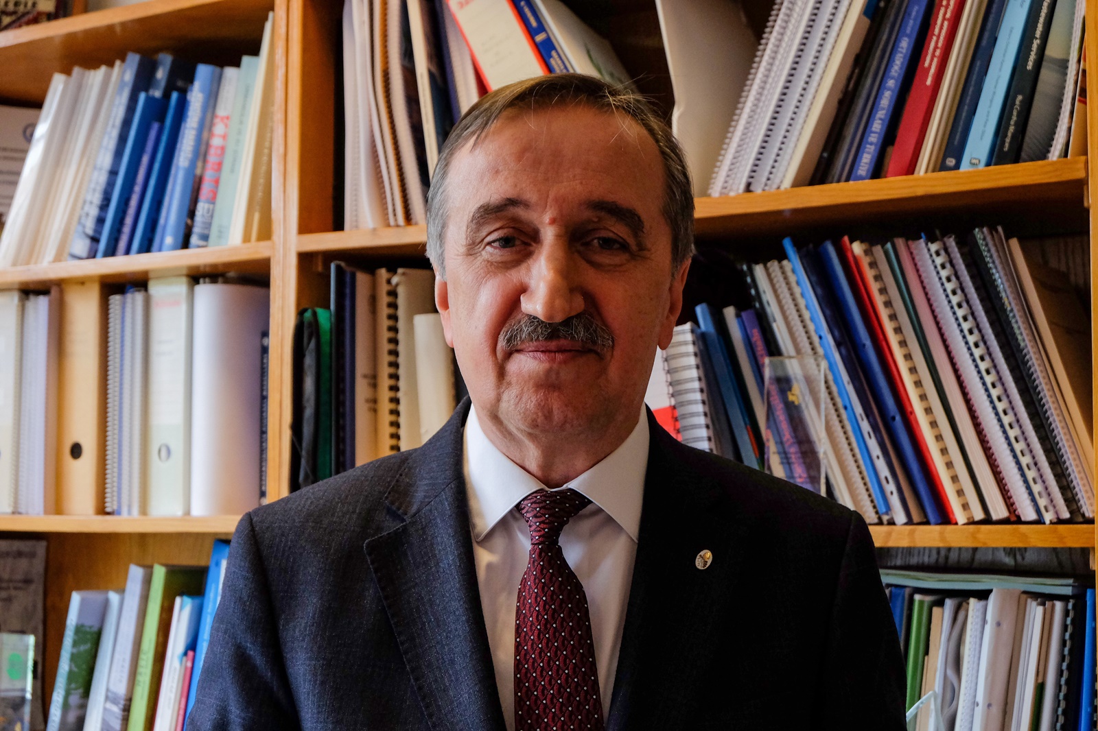 PROF. DR. İZZET ÖZTÜRK