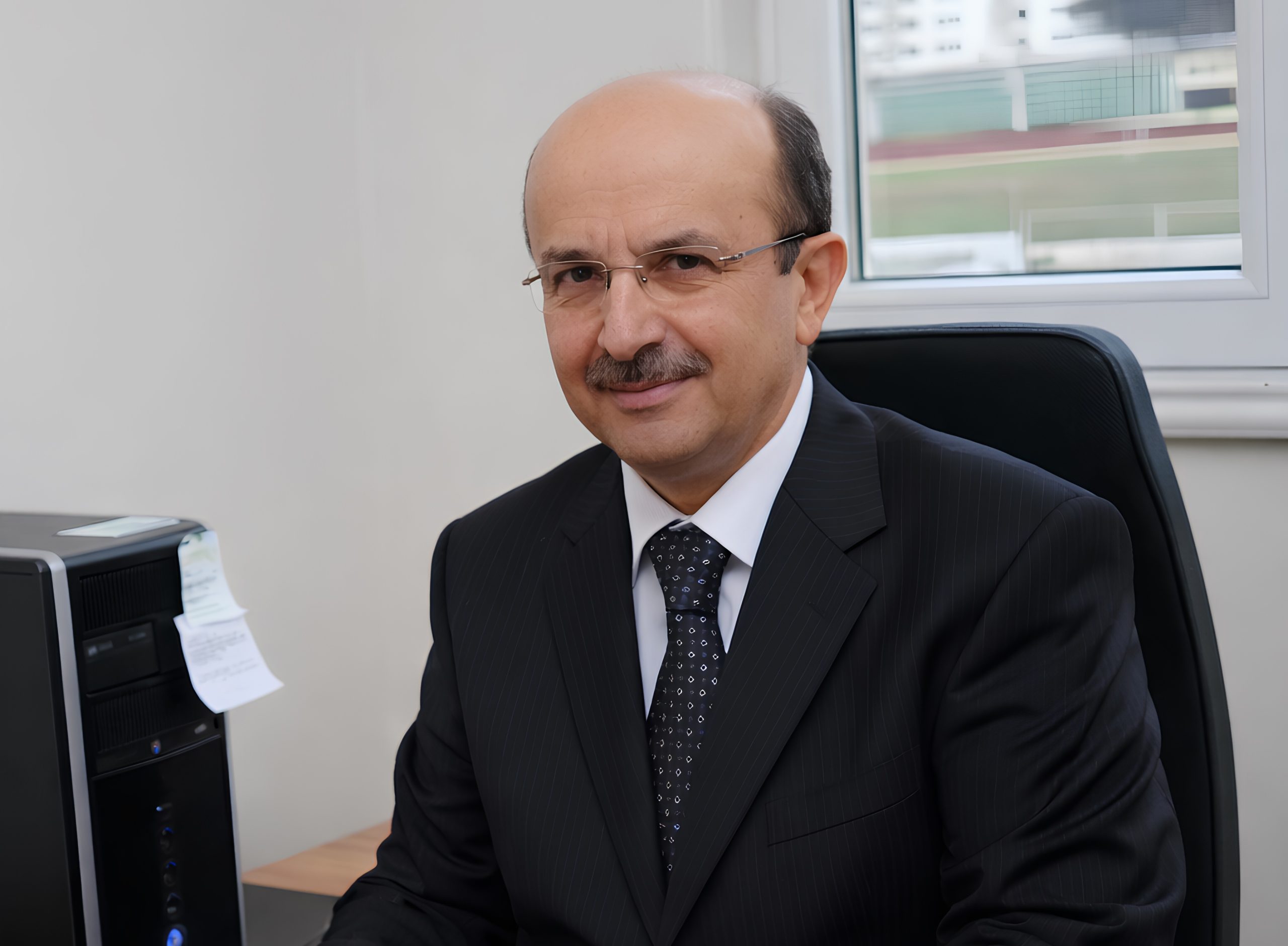 PROF. DR. EŞREF AVCI